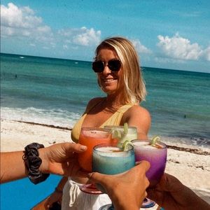 Meet your Posher, Kelli